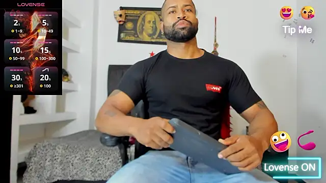 Snapshot of MattRodriguez9 chatting on February 1, 11:53 am MattRodriguez9 online show from February 1, 11:53 am