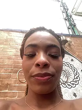 adaraSmiith online show from January 7, 6:03 pm