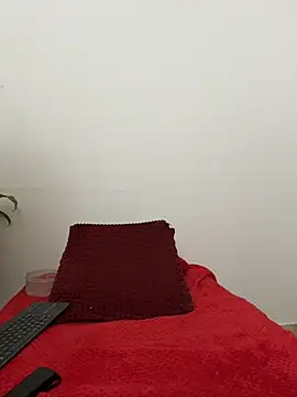 luisa curli online show from March 10, 11:21 pm