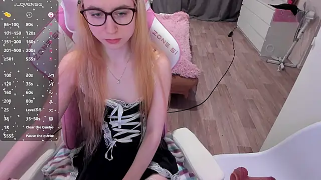 Malina Lovely online show from January 18, 12:14 am