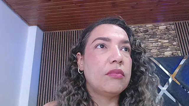 marie hss online show from December 19, 8:38 pm