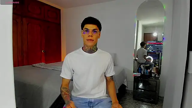 Jordyrodriiguez online show from January 6, 6:25 am