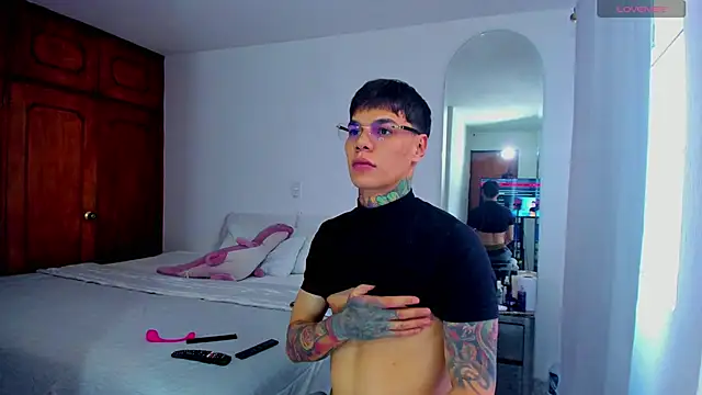 Jordyrodriiguez online show from January 15, 9:41 pm