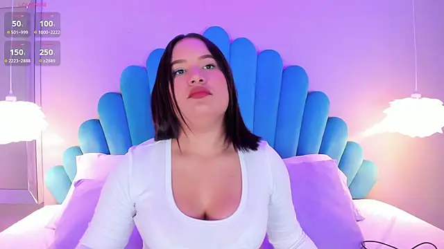 HannaKarson online show from February 26, 11:41 am