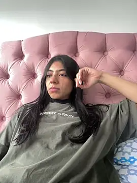 Liissa cute  online show from December 28, 9:08 pm