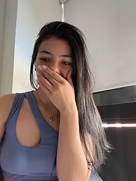 Liissa cute  online show from February 5, 5:28 pm