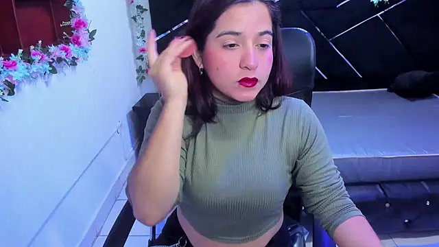 MariaClay online show from December 2, 12:10 pm