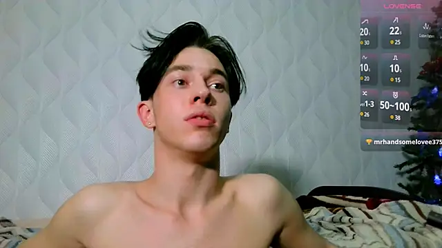 Snapshot of Jerry_Bomb chatting on January 5, 12:31 pm Jerry Bomb online show from January 5, 12:31 pm