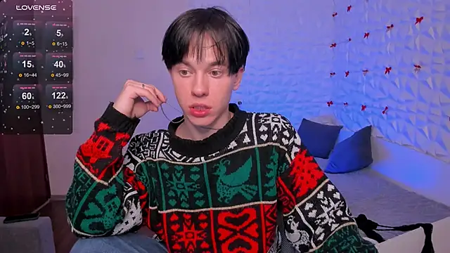 Snapshot of Jerry_Bomb chatting on April 6, 4:57 am Jerry Bomb online show from April 6, 4:57 am