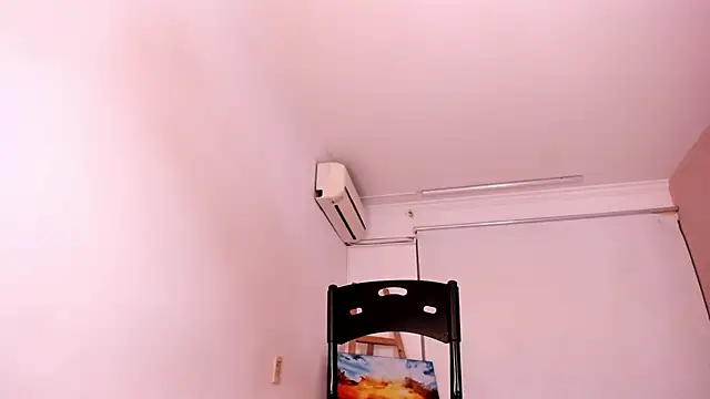 ANGEL NICOLAS online show from February 27, 11:37 pm