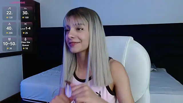 peyton golden1 online show from April 18, 3:32 am