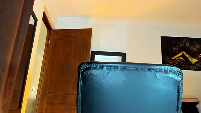 KimberlyBanks2 online show from September 19, 3:02 pm