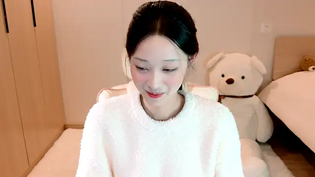 Snapshot of Xueb_J chatting on December 12, 3:48 pm Xueb J online show from December 12, 3:48 pm