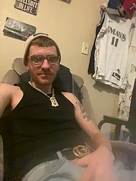 Snapshot of CityBoy75211 chatting on February 13, 12:00 pm CityBoy75211 online show from February 13, 12:00 pm