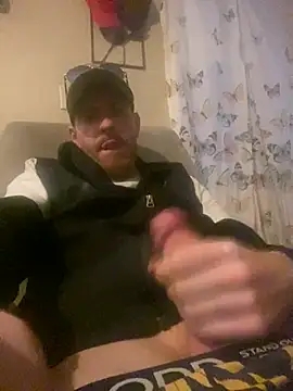 Snapshot of CityBoy75211 chatting on March 21, 12:07 am CityBoy75211 online show from March 21, 12:07 am