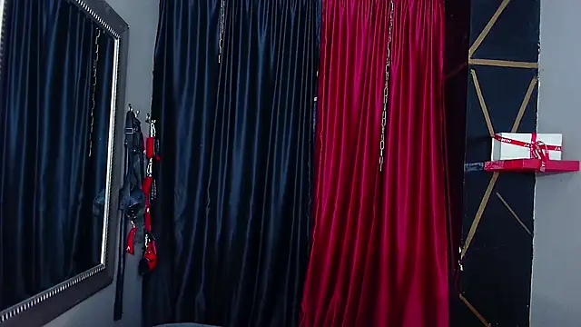 AvaLusty online show from March 1, 7:48 pm