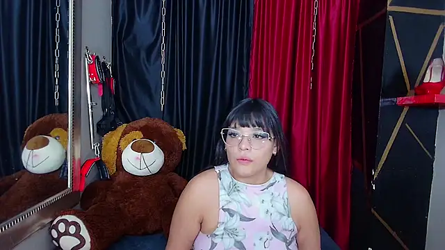 AvaLusty online show from March 21, 7:35 pm