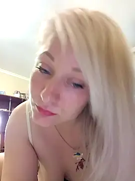 Tina Alev online show from March 18, 5:42 pm