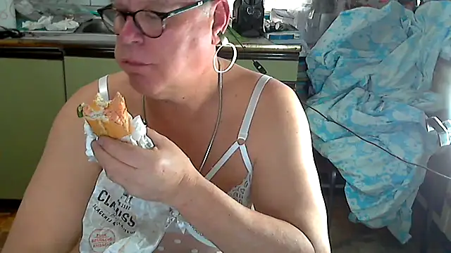 alainmaturelover online show from January 17, 12:32 pm