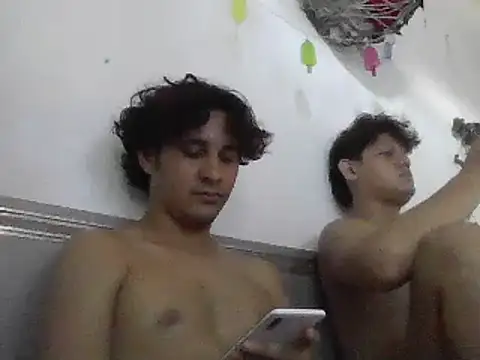 pedrodavid  online show from March 6, 9:31 pm