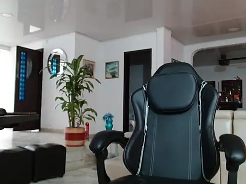 damiam fiery online show from March 24, 2:44 pm