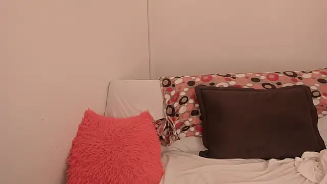 meganrossee69 online show from February 13, 12:46 am