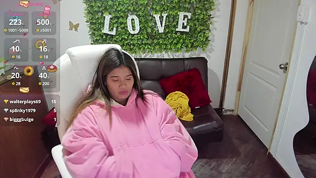 Enma  clark online show from December 20, 9:21 am