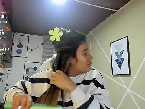 Enma  clark online show from October 27, 4:05 am