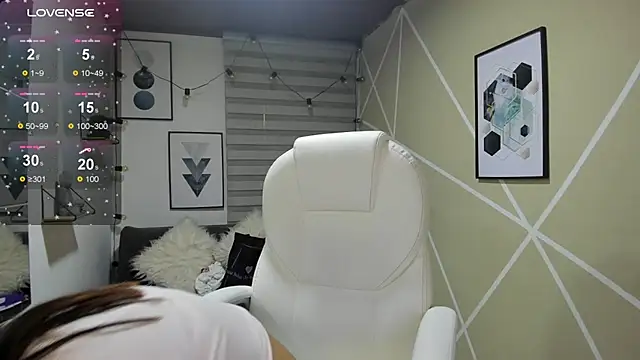 Snapshot of Enma__clark chatting on February 13, 4:08 am Enma clark online show from February 13, 4:08 am