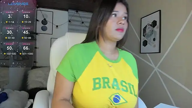 Snapshot of Enma__clark chatting on February 20, 6:26 am Enma clark online show from February 20, 6:26 am