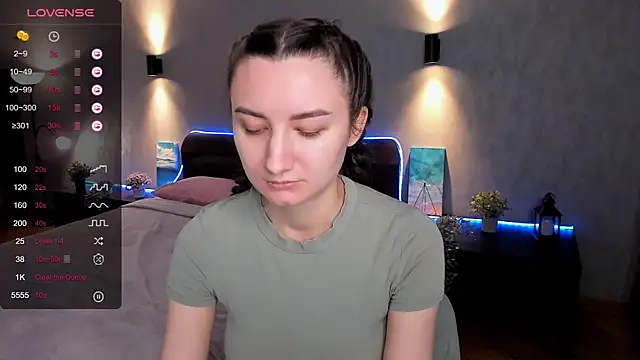 annacooleman online show from February 18, 2:27 am