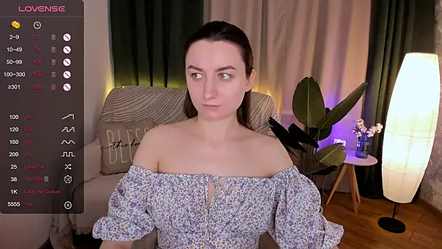 annacooleman online show from March 12, 11:31 am