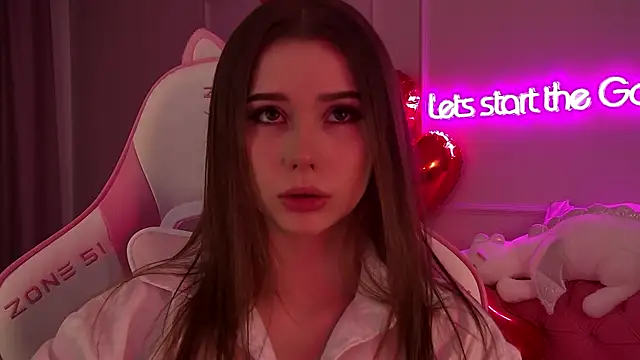 DianaVert online show from February 11, 6:11 pm