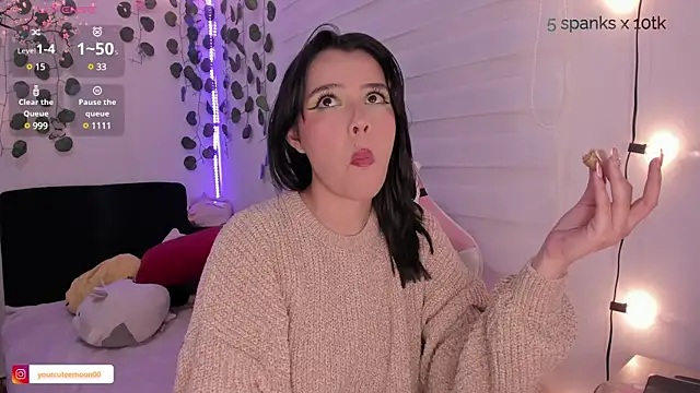 moonliiiight1 online show from December 20, 10:54 pm