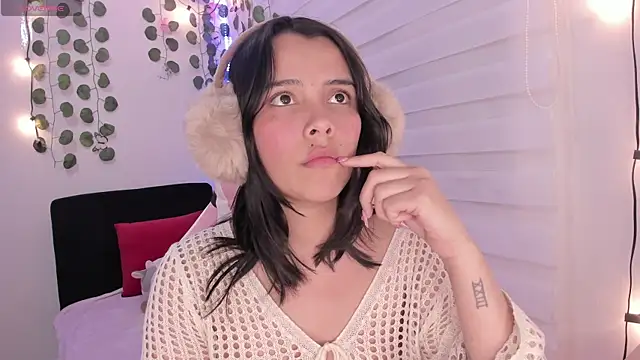 moonliiiight1 online show from January 25, 12:17 am