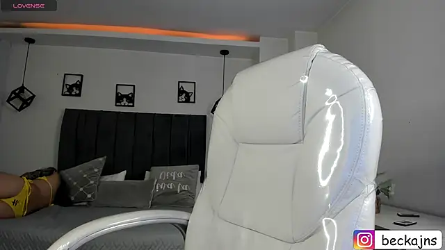 Beck jones online show from February 10, 2:48 pm