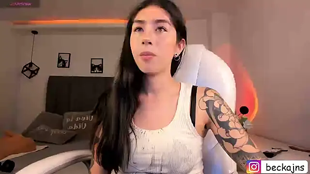 Beck jones online show from February 20, 6:24 pm