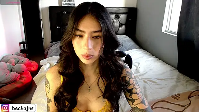 Snapshot of Beck_jones chatting on May 20, 12:22 pm Beck jones online show from May 20, 12:22 pm