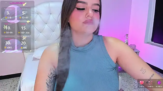 ellarosee  online show from February 28, 9:12 pm