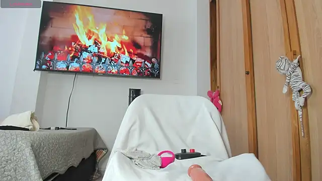 lily evil online show from May 28, 2:14 pm