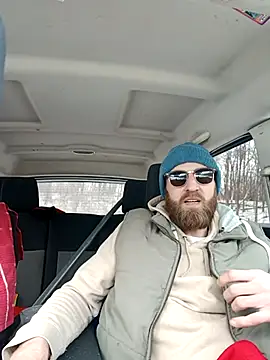 Snapshot of otterlover123 chatting on February 20, 8:58 pm otterlover123 online show from February 20, 8:58 pm