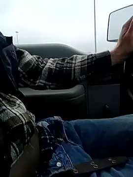 otterlover123 online show from March 21, 12:54 pm