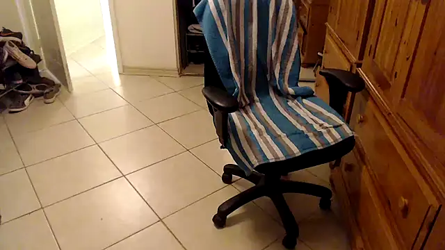 joeydee1 online show from March 8, 7:31 pm