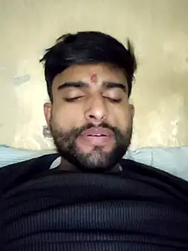 PRIYANHUxh online show from January 17, 3:39 pm