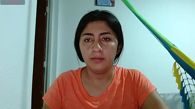 Snapshot of danna_peterson1 chatting on February 26, 2:43 am danna peterson1 online show from February 26, 2:43 am