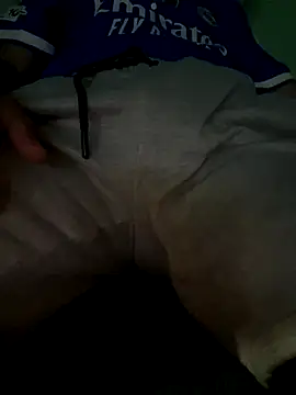 MephiticBermudas online show from September 16, 6:25 am