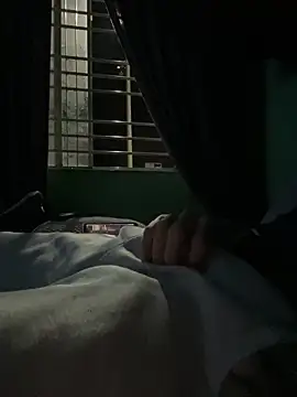 MephiticBermudas online show from October 8, 3:15 am