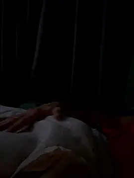 MephiticBermudas online show from January 8, 6:48 am