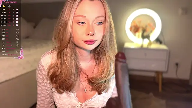 diaanona online show from April 11, 12:04 am