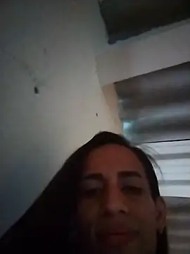 Snapshot of AlexaWarner chatting on November 5, 4:07 pm AlexaWarner online show from November 5, 4:07 pm